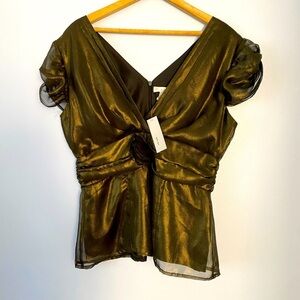 New with Tag WD. NY Gold Black Metallic Lined Top, Size 8, Short Sleeve Zip Back